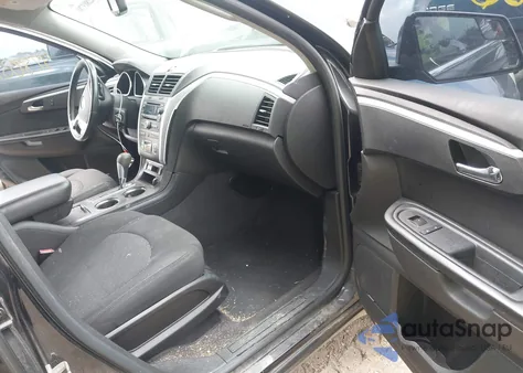 2011 Chevrolet Traverse 1Lt z USA, uszkodzony, nr VIN 1GNKRGED3BJ396416